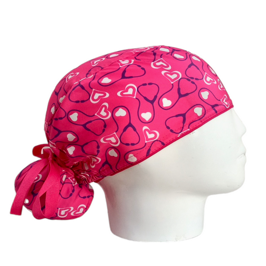 Gorro Quirúrgico Mujer y Portacarnet Fonendoscopios Fucsia - gorro antifluido para mujer Doctools - foto 2