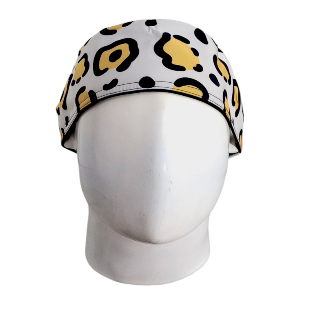 Gorro Quirúrgico Mujer y Portacarnet Animal Print Blanco - gorro antifluido para mujer Doctools - foto 3