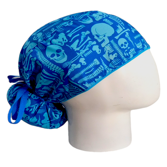 Gorro Quirúrgico Mujer y Portacarnet Radiografía Huesos Azul Claro - gorro antifluido para mujer Doctools - foto 2