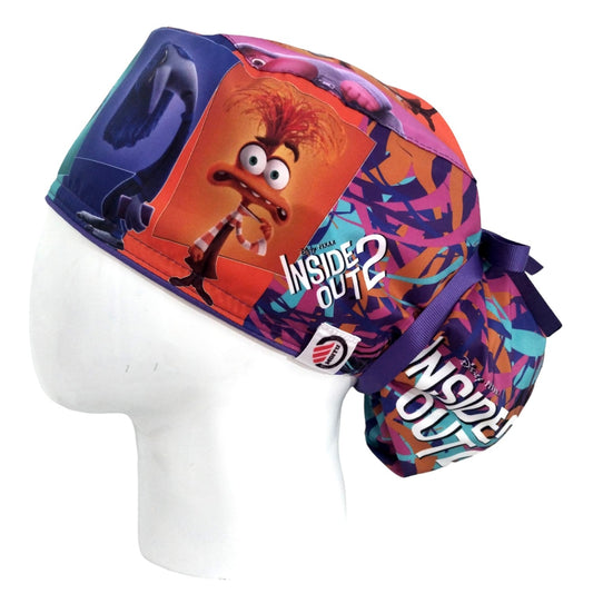 Gorro Quirúrgico Mujer y Portacarnet Intensamente Nuevas Emociones - gorro antifluido para mujer Doctools - foto 1
