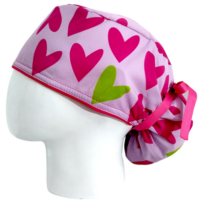 Gorro Quirúrgico Mujer y Portacarnet Love Pink - gorro antifluido para mujer Doctools - foto 1