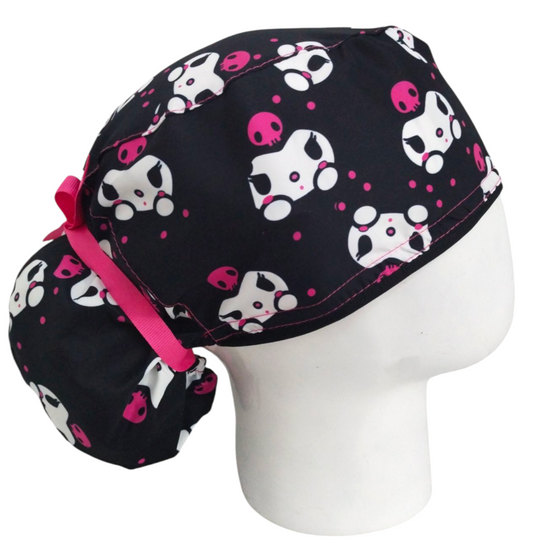 Gorro Quirúrgico Mujer y Portacarnet Kuromi Negro - gorro antifluido para mujer Doctools - foto 2