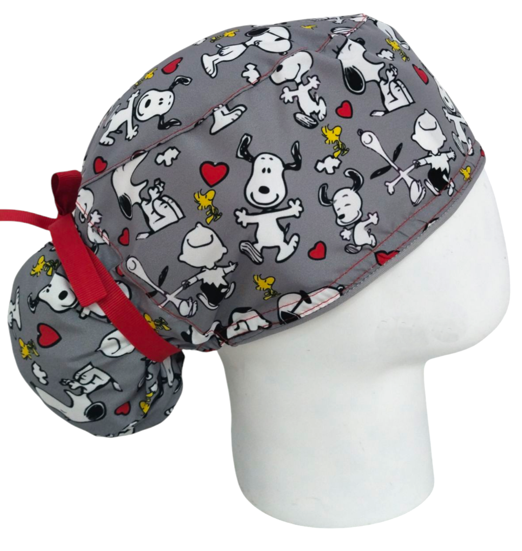 Gorro Quirúrgico Mujer y Portacarnet Snoopy Gris - gorro antifluido para mujer Doctools - foto 2