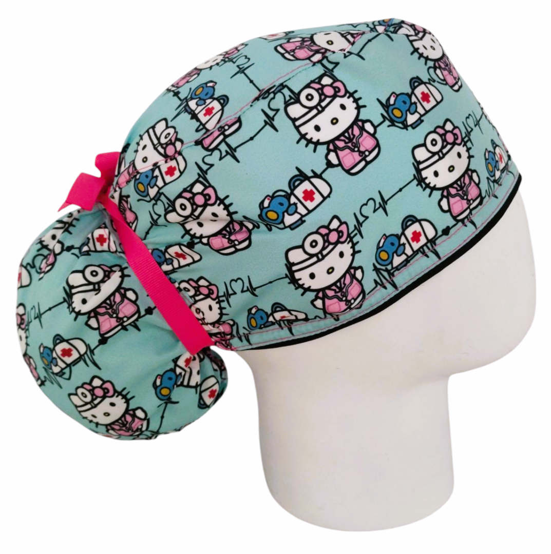 Gorro Quirúrgico Mujer y Portacarnet Hello Kitty Médica - gorro antifluido para mujer Doctools - foto 2