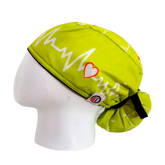 Gorro Quirúrgico Mujer y Portacarnet Latido Verde - gorro antifluido para mujer Doctools - foto 1