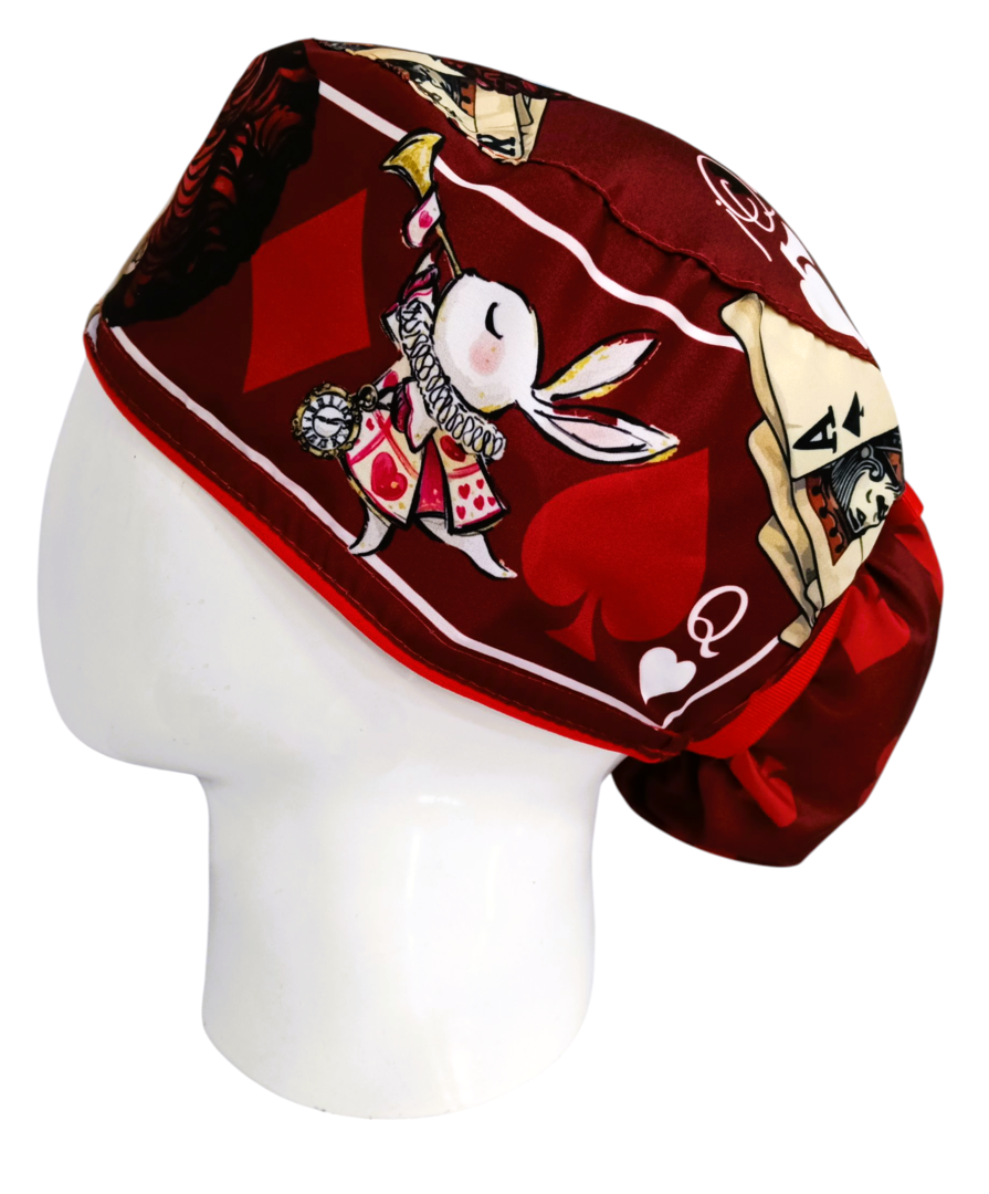 Gorro Quirúrgico Mujer y Portacarnet Reina de Corazones - gorro antifluido para mujer Doctools - foto 1