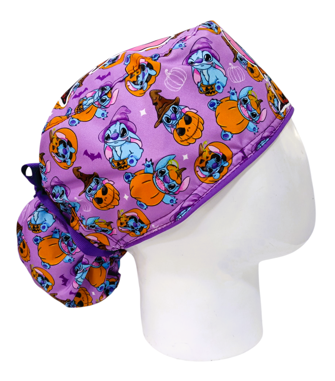 Gorro Quirúrgico Mujer y Portacarnet Stitch Halloween Lila - gorro antifluido para mujer Doctools - foto 2