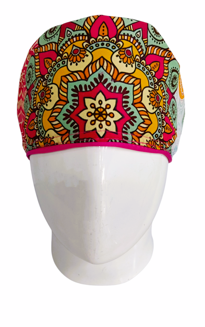 Gorro Quirúrgico Mujer y Portacarnet Mandala Floral - gorro antifluido para mujer Doctools - foto 3