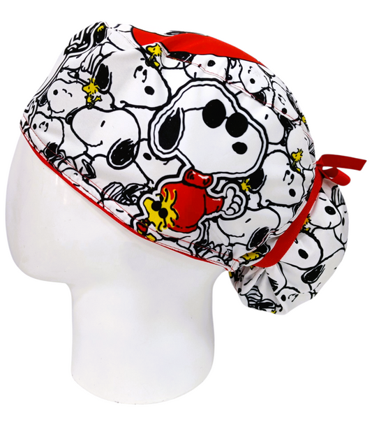 Gorro Quirúrgico Mujer y Portacarnet Snoopy Blanco - gorro antifluido para mujer Doctools - foto 1