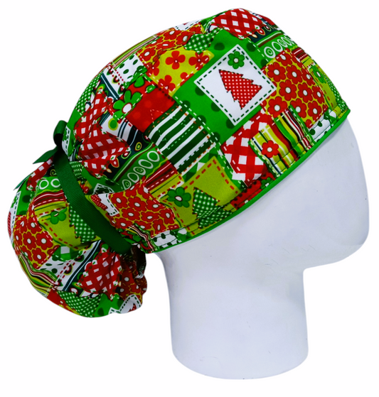 Gorro Quirúrgico Mujer y Portacarnet Navidad Tramas Verde - gorro antifluido para mujer Doctools - foto 2