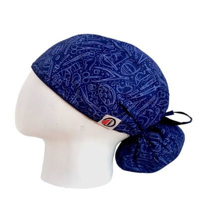 Gorro Quirúrgico Mujer y Portacarnet Instrumentadora Azul Oscuro sin Letras - gorro antifluido para mujer Doctools - foto 1