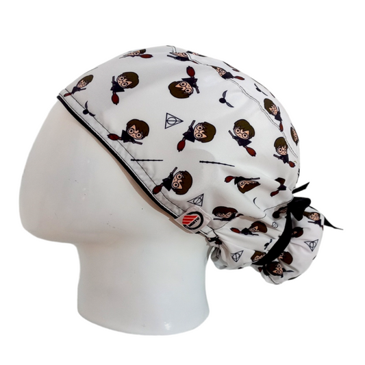 Gorro Quirúrgico Mujer y Portacarnet Harry Potter Escobas - gorro antifluido para mujer Doctools - foto 1