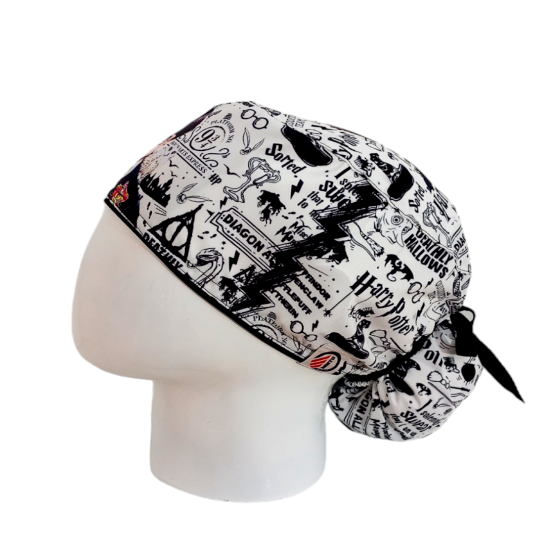 Gorro Quirúrgico Mujer y Portacarnet Harry Potter Blanco - gorro antifluido para mujer Doctools - foto 1