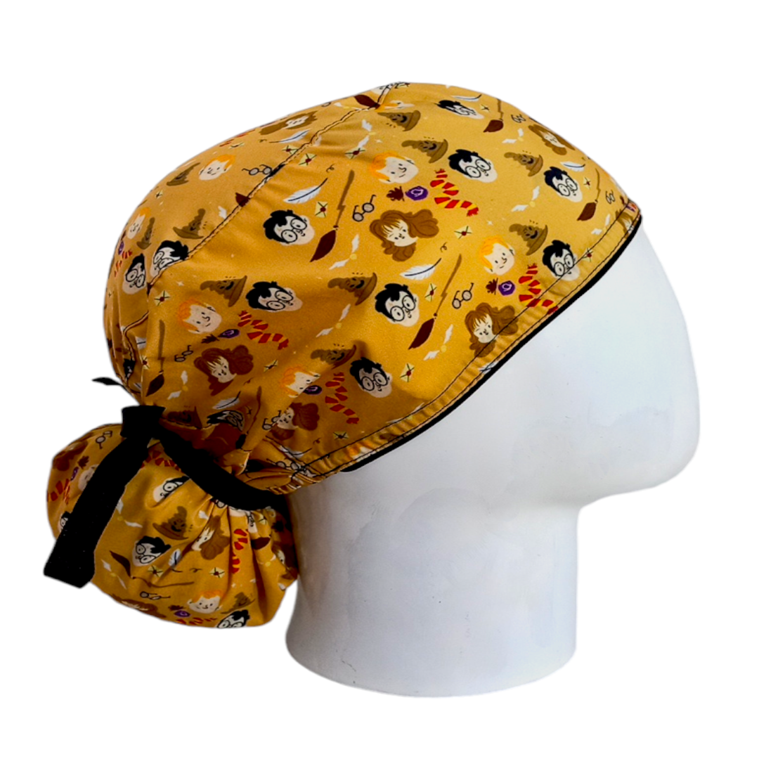Gorro Quirúrgico Mujer y Portacarnet Harry Potter Beige - gorro antifluido para mujer Doctools - foto 2