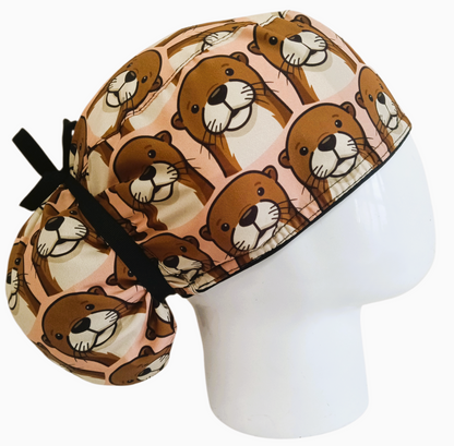 Gorro Quirúrgico Mujer y Portacarnet Nutrias - gorro antifluido para mujer Doctools - foto 2