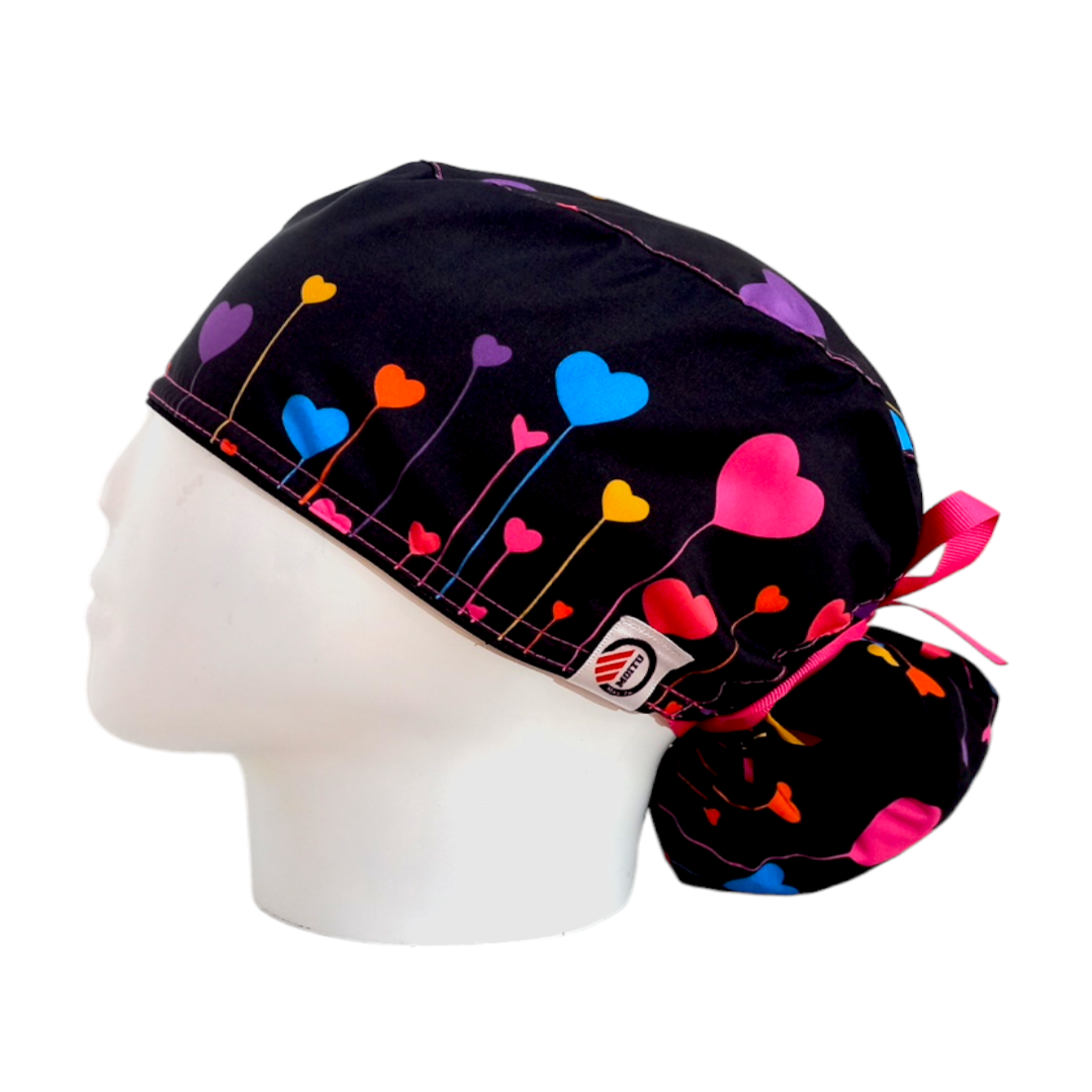 Gorro Quirúrgico Mujer y Portacarnet Globos y Corazones - gorro antifluido para mujer Doctools - foto 1