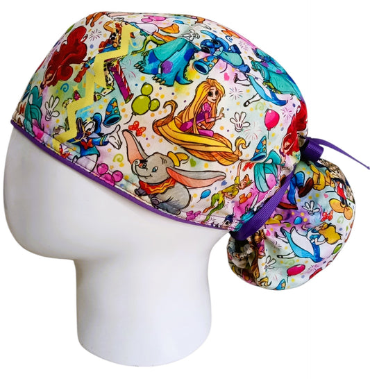 Gorro Quirúrgico Mujer y Portacarnet Disney Collage - gorro antifluido para mujer Doctools - foto 1