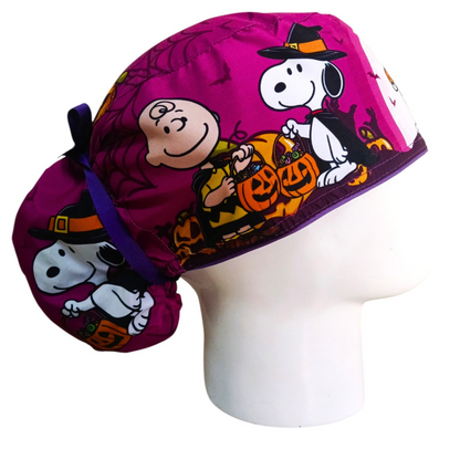 Gorro Quirúrgico Mujer y Portacarnet Snoopy Halloween - gorro antifluido para mujer Doctools - foto 2