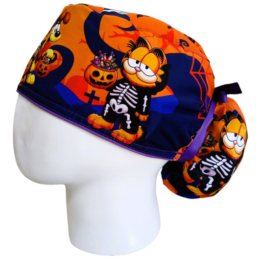 Gorro Quirúrgico Mujer y Portacarnet Garfield Halloween - gorro antifluido para mujer Doctools - foto 1
