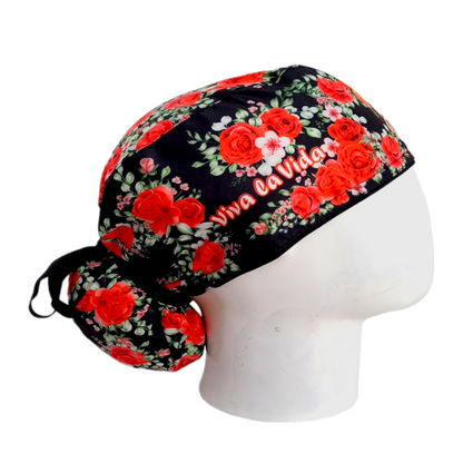 Gorro Quirúrgico Mujer y Portacarnet Frida Flores Rojas - gorro antifluido para mujer Doctools - foto 2