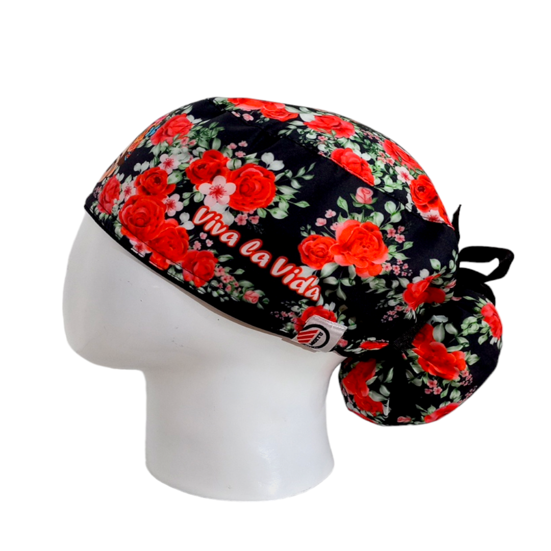 Gorro Quirúrgico Mujer y Portacarnet Frida Flores Rojas - gorro antifluido para mujer Doctools - foto 1