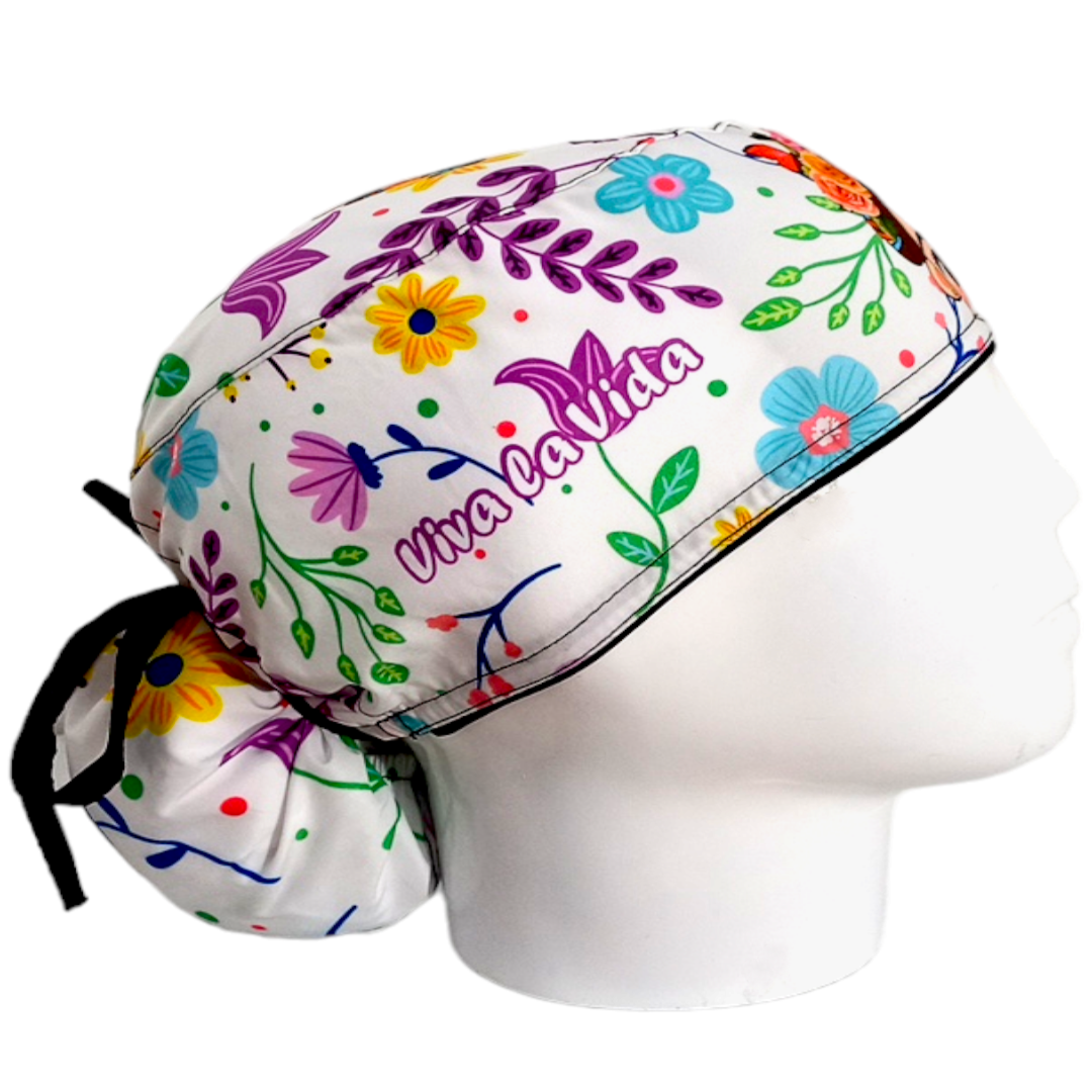 Gorro Quirúrgico Mujer y Portacarnet Frida Animada Blanco - gorro antifluido para mujer Doctools - foto 2
