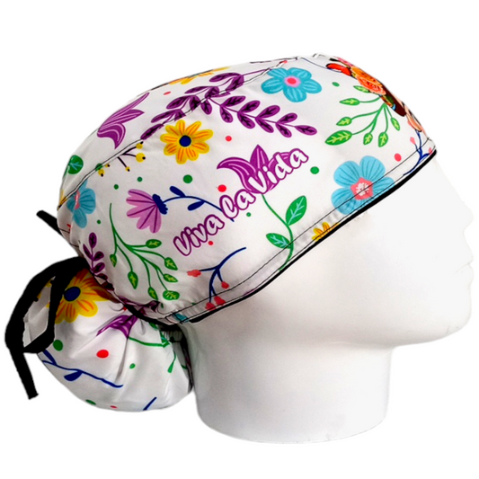 Gorro Quirúrgico Mujer y Portacarnet Frida Animada Blanco - gorro antifluido para mujer Doctools - foto 2