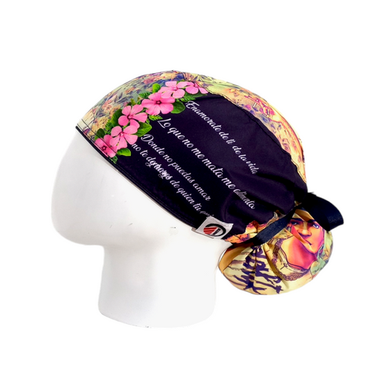 Gorro Quirúrgico Mujer y Portacarnet Frida Letras Blancas - gorro antifluido para mujer Doctools - foto 1