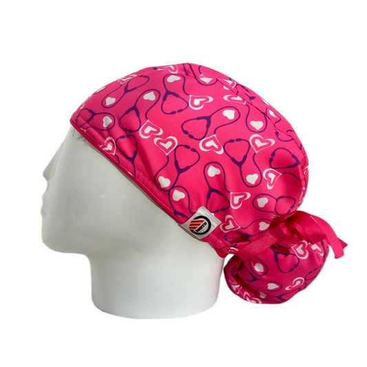 Gorro Quirúrgico Mujer y Portacarnet Fonendoscopios Fucsia - gorro antifluido para mujer Doctools - foto 1
