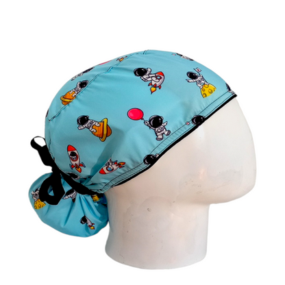 Gorro Quirúrgico Mujer y Portacarnet Astronautas - gorro antifluido para mujer Doctools - foto 2