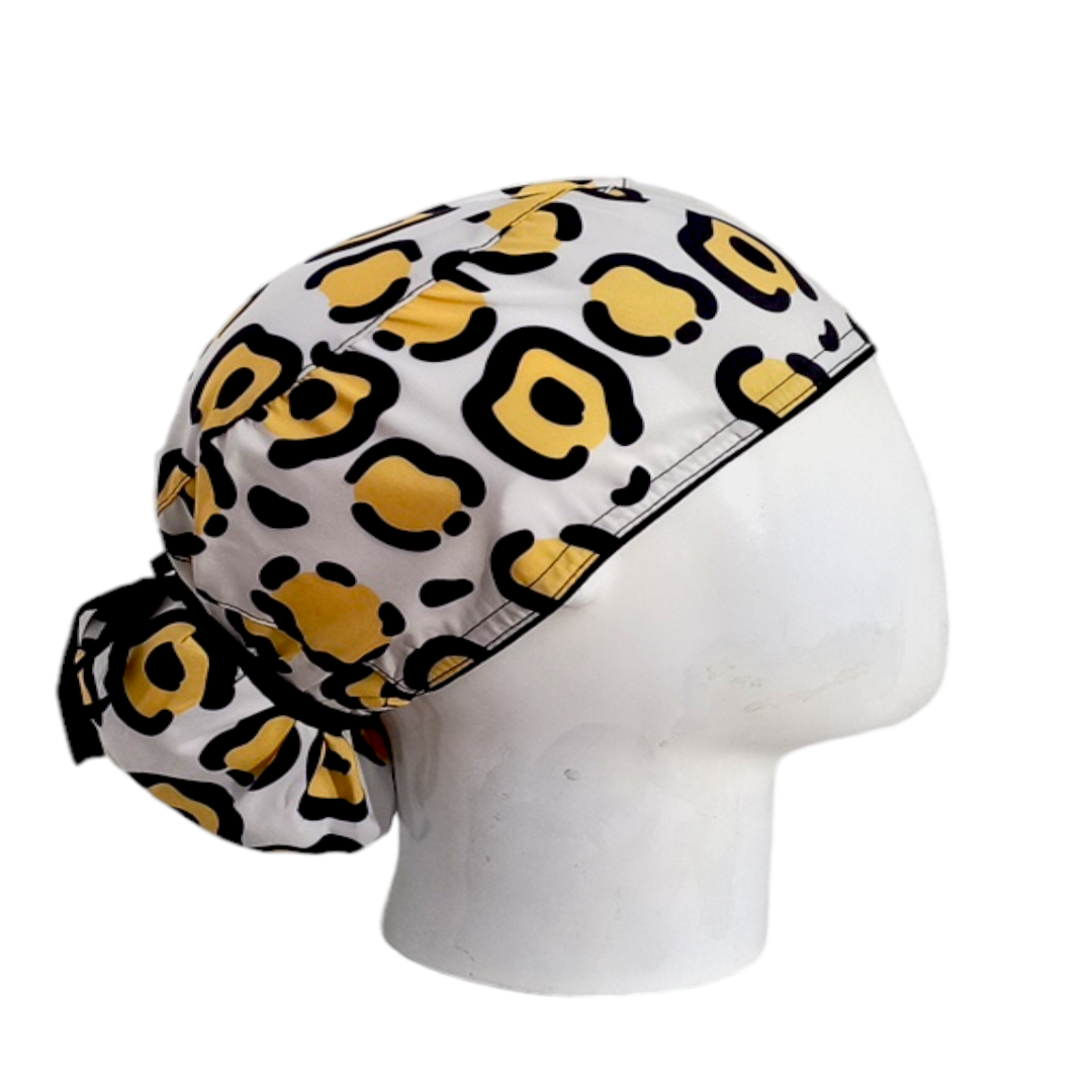 Gorro Quirúrgico Mujer y Portacarnet Animal Print Blanco - gorro antifluido para mujer Doctools - foto 2