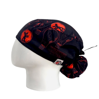 Gorro Quirúrgico Mujer y Portacarnet Stranger Things 1 - gorro antifluido para mujer Doctools - foto 1