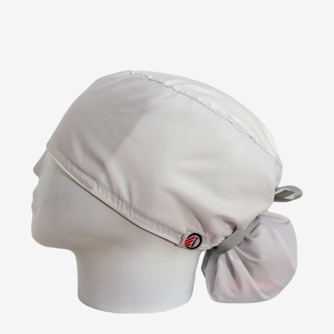 Gorro Quirúrgico Mujer y Portacarnet Unicolor Blanco - gorro antifluido para mujer Doctools - foto 1
