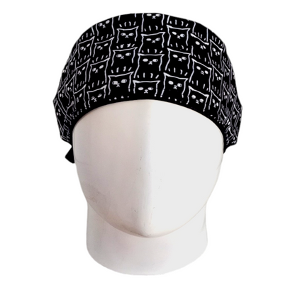 Gorro Quirúrgico Mujer y Portacarnet Gatos Negro - gorro antifluido para mujer Doctools - foto 3