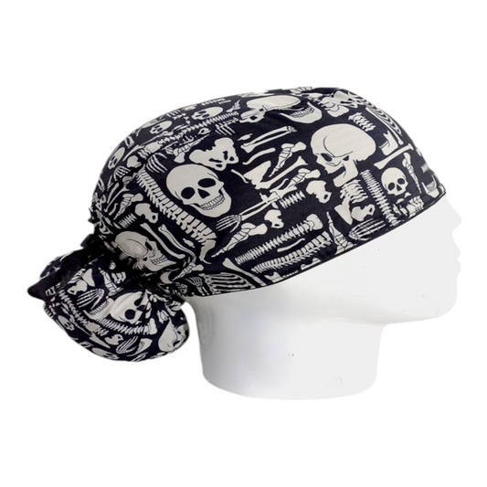 Gorro Quirúrgico Mujer y Portacarnet Huesos Negro Dama - gorro antifluido para mujer Doctools - foto 2