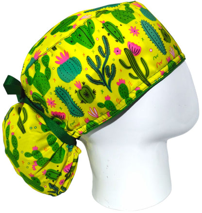 Gorro Quirúrgico Mujer y Portacarnet Cactus Amarillo - gorro antifluido para mujer Doctools - foto 2
