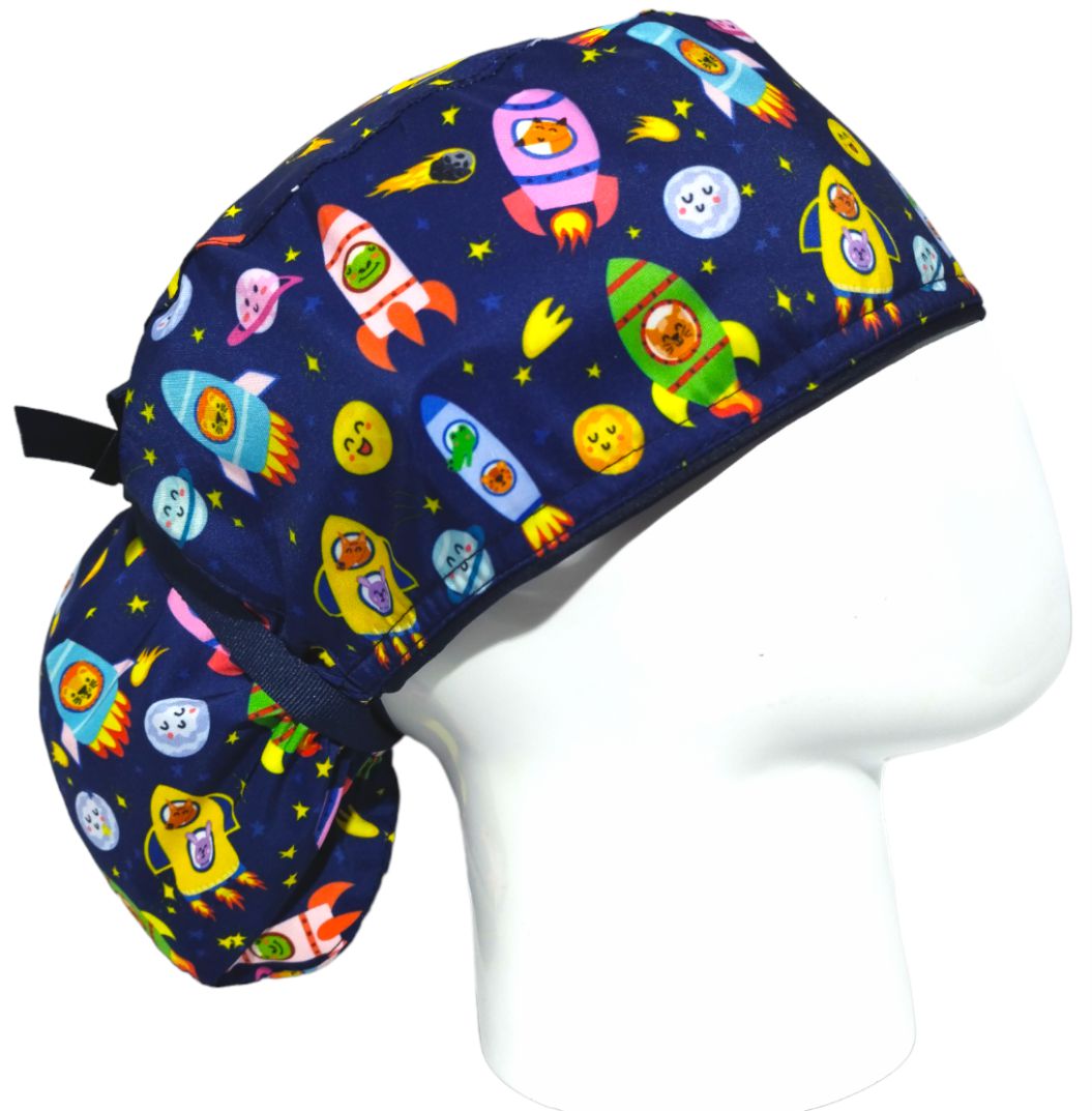 Gorro Quirúrgico Mujer y Portacarnet Cohetes y Animales - gorro antifluido para mujer Doctools - foto 2