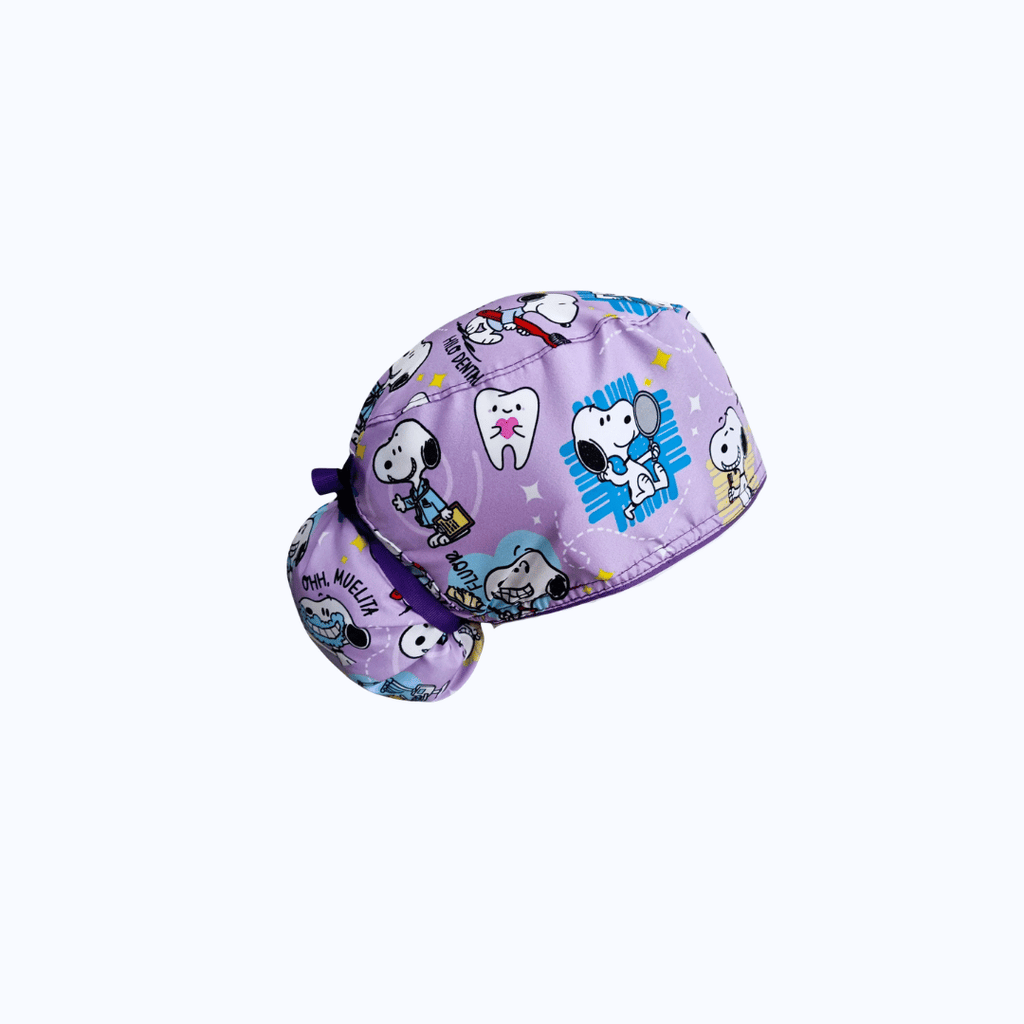 Gorro Quirúrgico Mujer Snoopy Odontología "Ohh, Muelita" Lila
