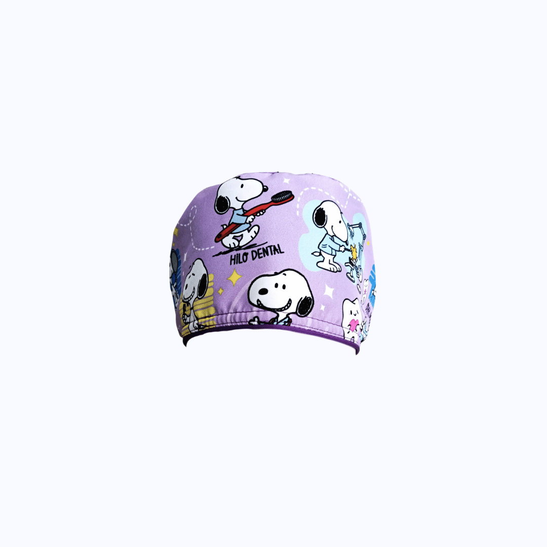 Gorro Quirúrgico Mujer Snoopy Odontología "Ohh, Muelita" Lila