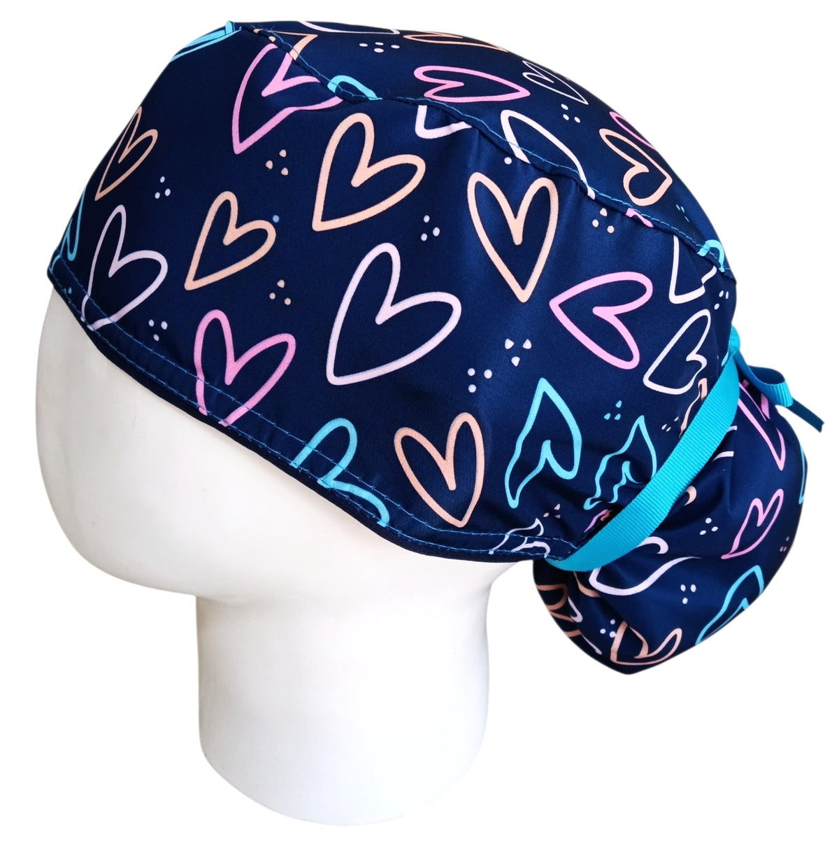 Gorro Quirúrgico Mujer y Portacarnet Corazones Neón - gorro antifluido para mujer Doctools - foto 1