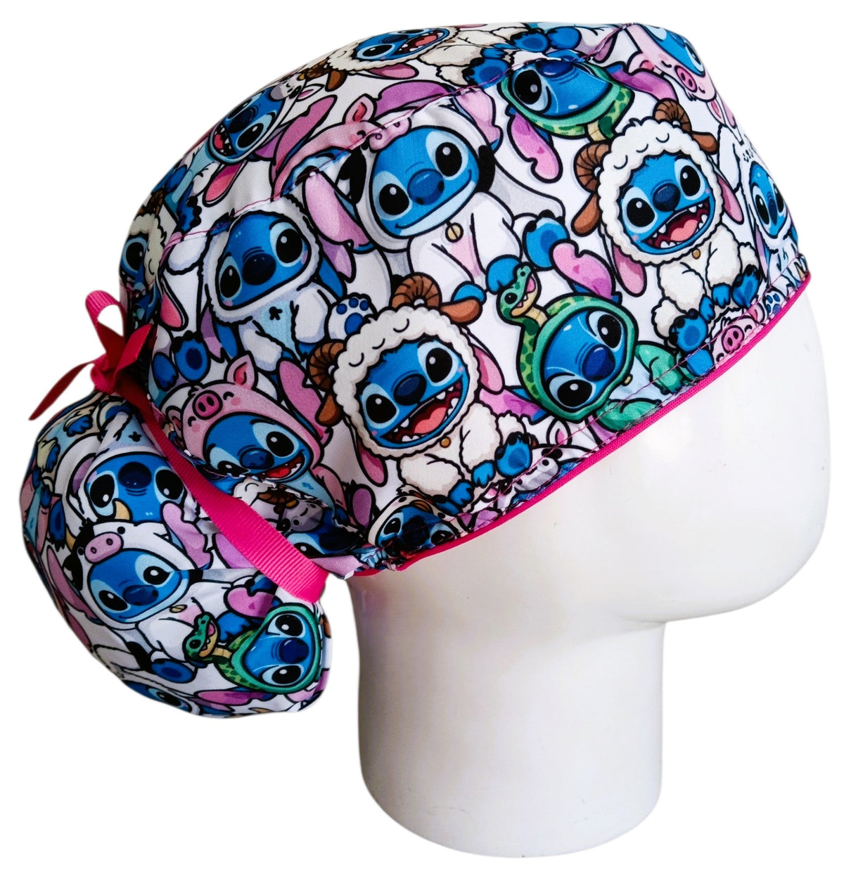 Gorro Quirúrgico Mujer y Portacarnet Stitch Trajes Fucsia - gorro antifluido para mujer Doctools - foto 2