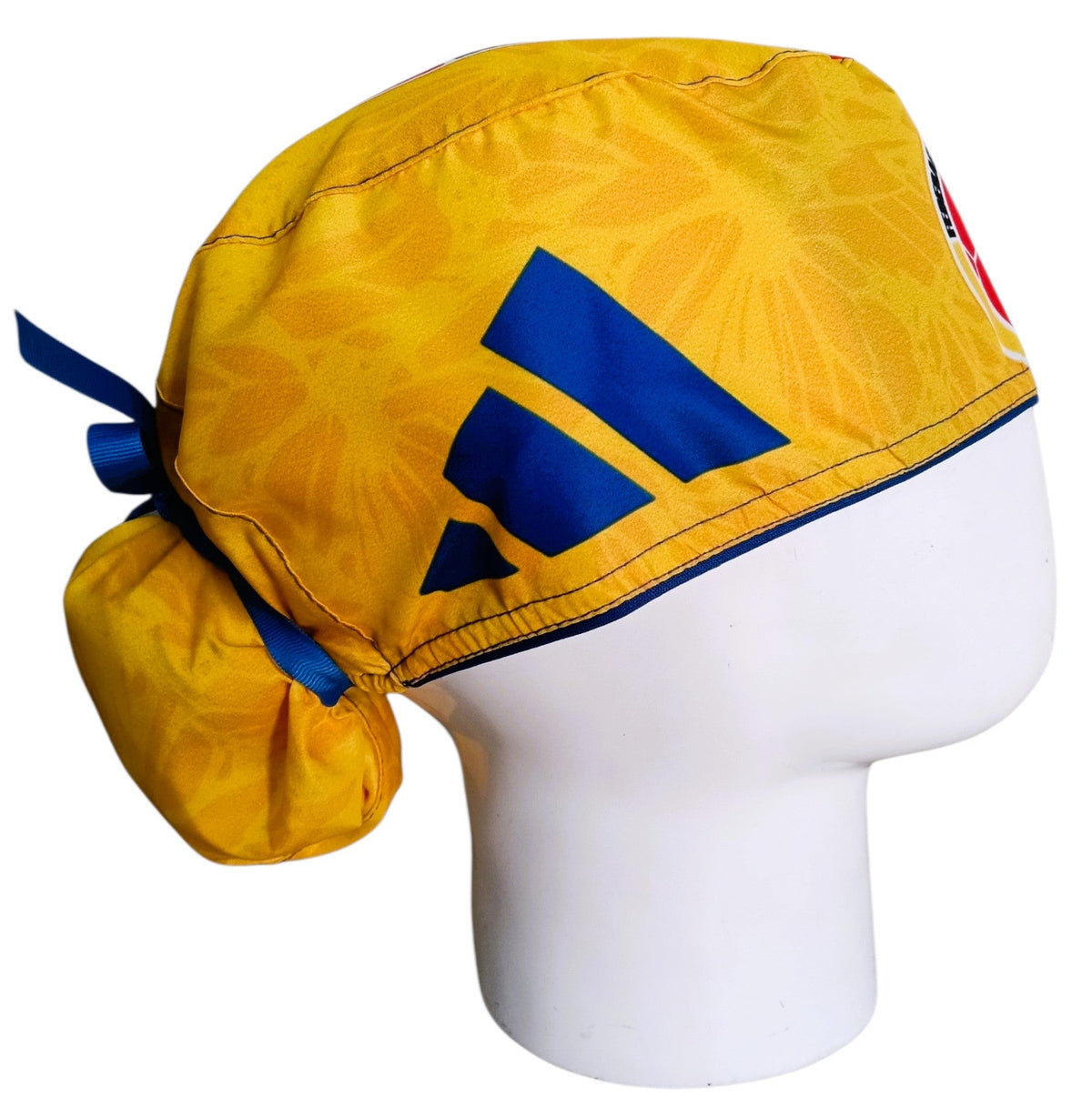 Gorro Quirúrgico Mujer y Portacarnet Selección Colombia Amarillo - gorro antifluido para mujer Doctools - foto 2