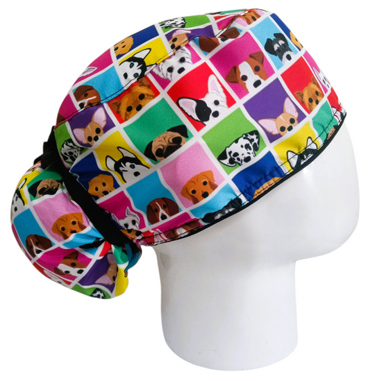 Gorro Quirúrgico Mujer y Portacarnet Perros Cuadros Colores - gorro antifluido para mujer Doctools - foto 2