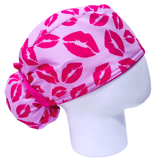 Gorro Quirúrgico Mujer y Portacarnet Besitos - gorro antifluido para mujer Doctools - foto 2