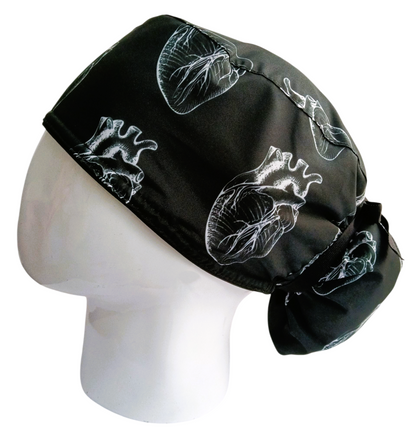 Gorro Quirúrgico Mujer y Portacarnet Corazones Negro - gorro antifluido para mujer Doctools - foto 1