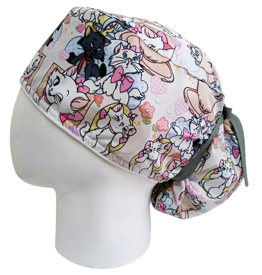 Gorro Quirúrgico Mujer y Portacarnet Marie Gata Flores - gorro antifluido para mujer Doctools - foto 1