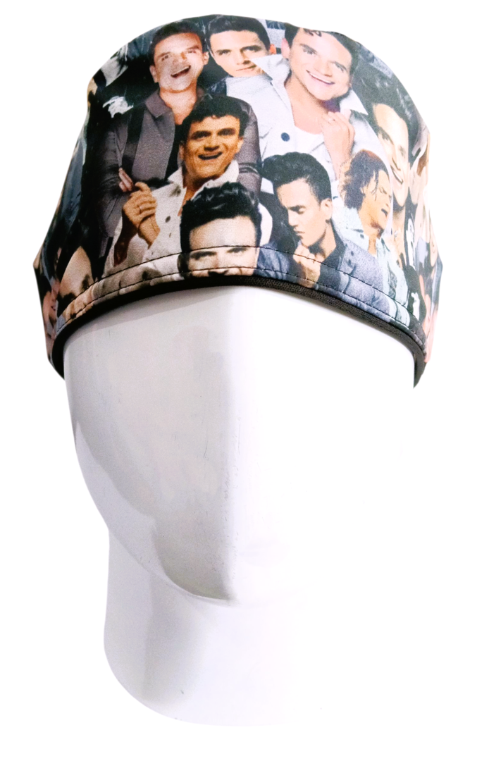 Gorro Quirúrgico Mujer y Portacarnet Silvestre Dangond - gorro antifluido para mujer Doctools - foto 3