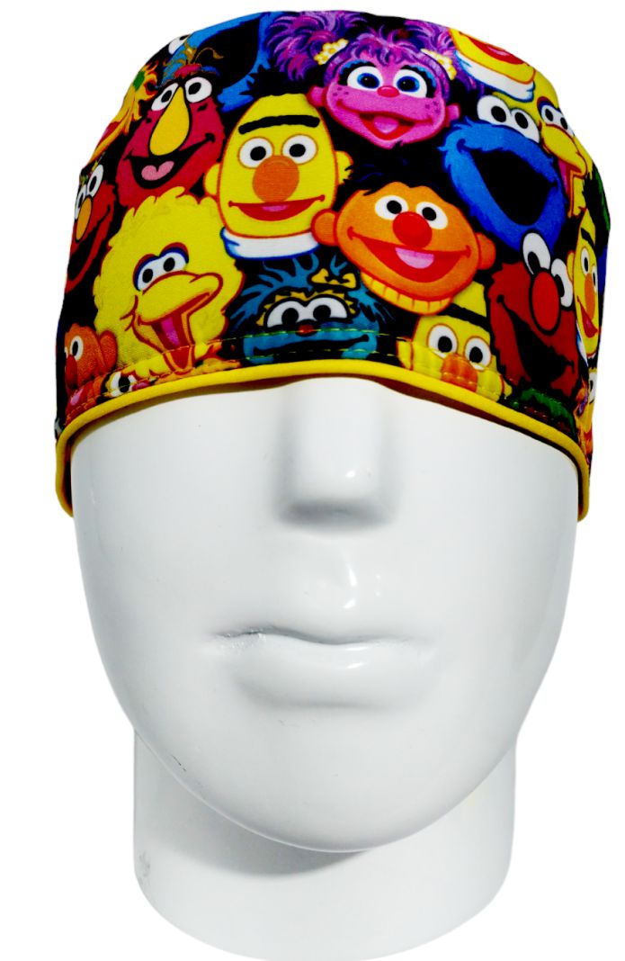 Gorro Quirúrgico Mujer y Portacarnet Plaza Sésamo Personajes - gorro antifluido para mujer Doctools - foto 3