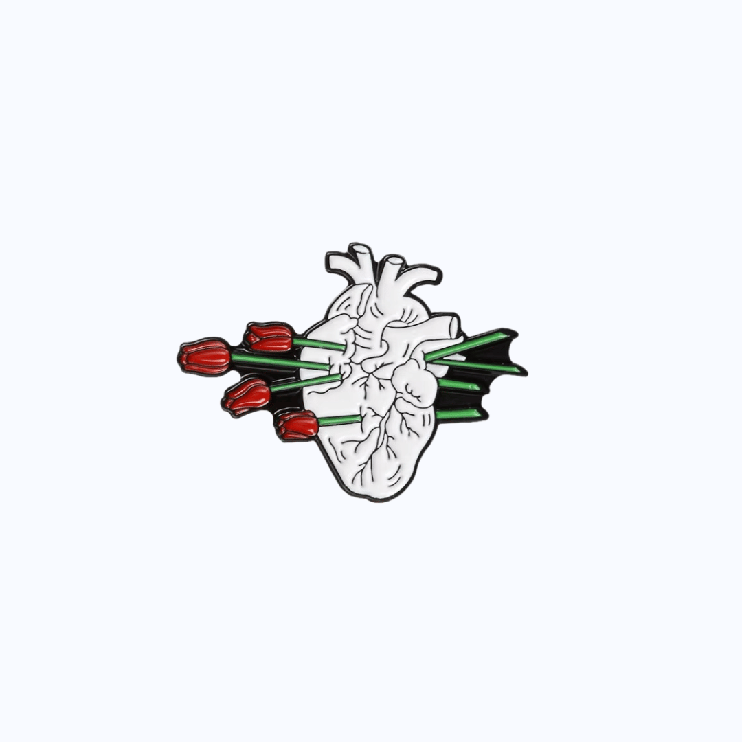 Pin Metálico Corazón Anatómico Atravesado por Tulipanes