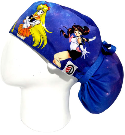 Gorro Quirúrgico Mujer y Portacarnet Sailor Moon Friends - gorro antifluido para mujer Doctools - foto 1